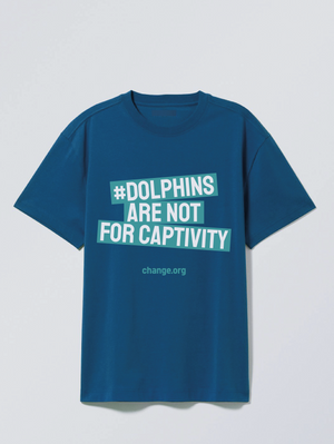 #DolphinsAreNotForCaptivity Highlighted Blue Activist T-Shirt (English)